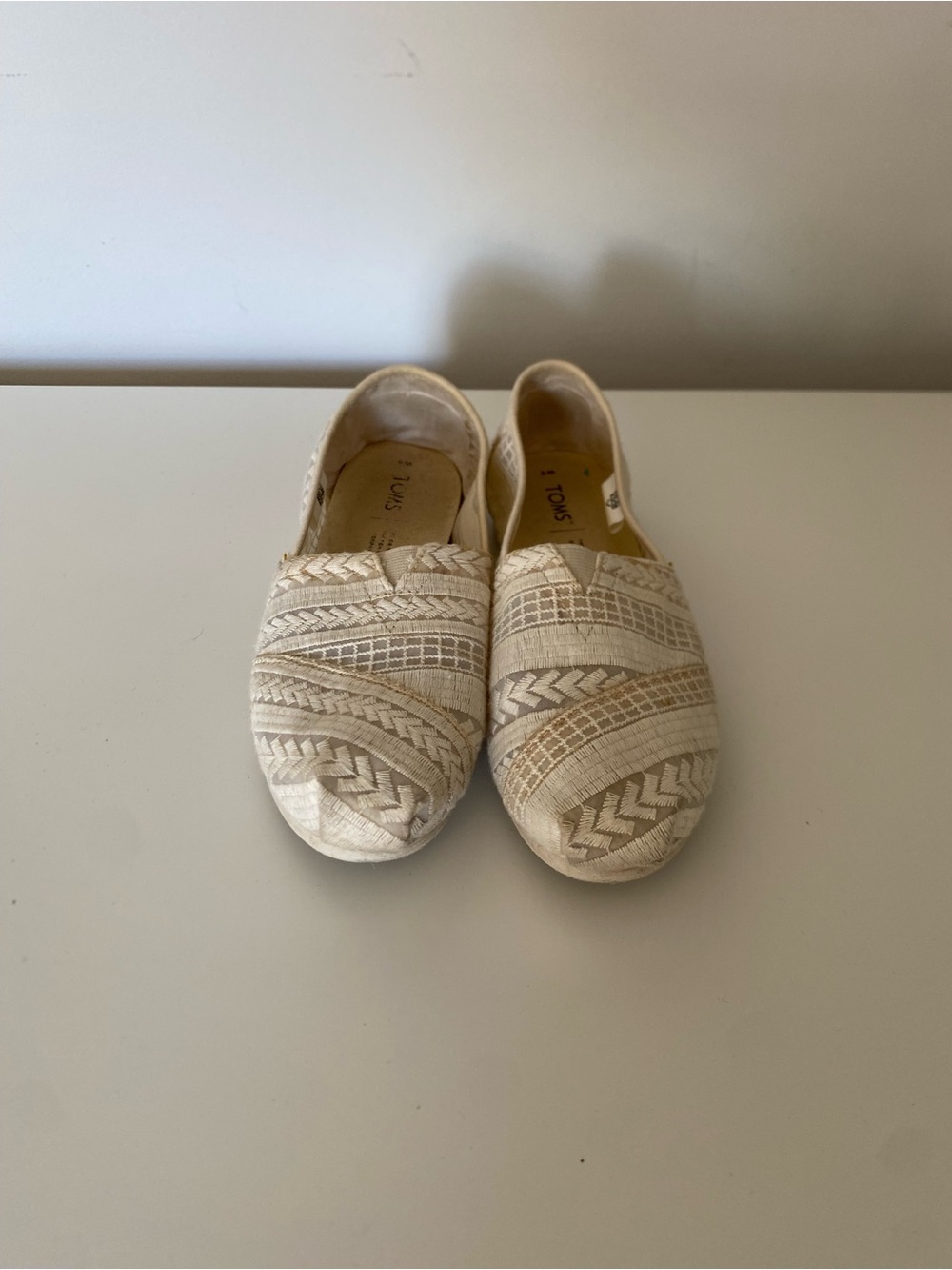 TOMS Natural Arrow Embroidered Mesh Alpargata Slip On Flats Size 8 Lagenlook